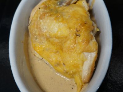 Suprême de pintade sauce Crémant de Loire